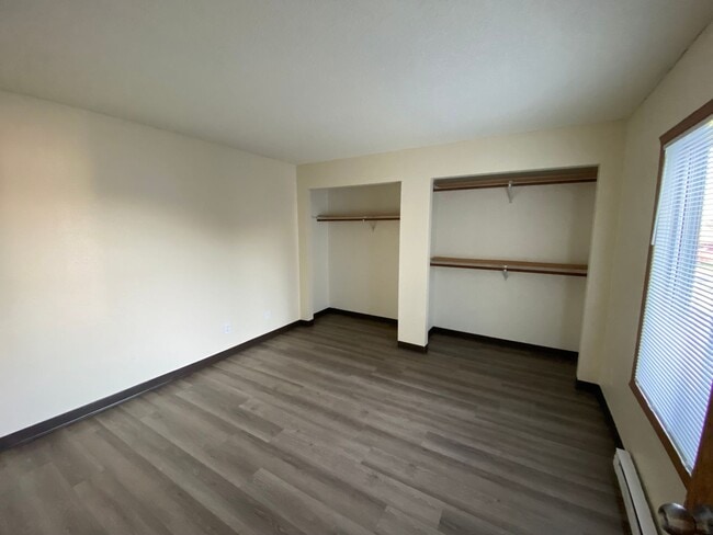 Building Photo - Spacious 3 bed, 1 bath West Fargo!
