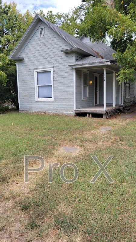 Foto principal - 124 W Park St
