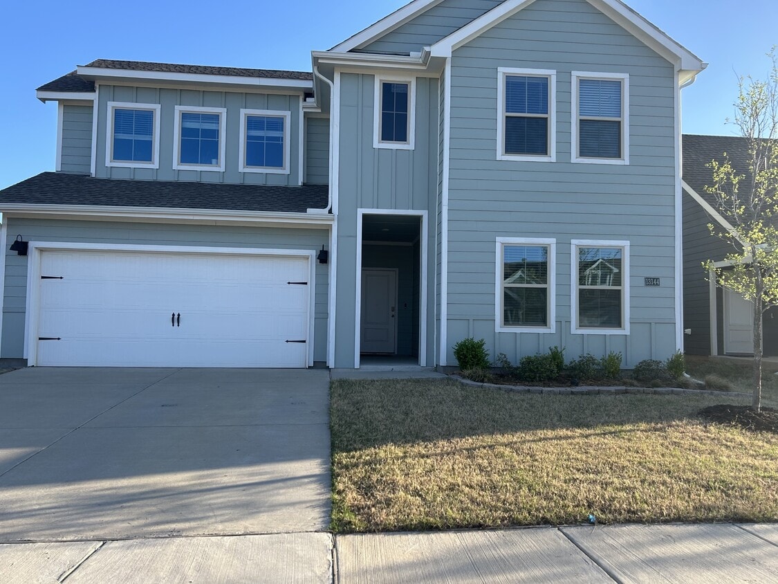 Photo - 13144 Sanctuary Dr (Krugerville, TX)