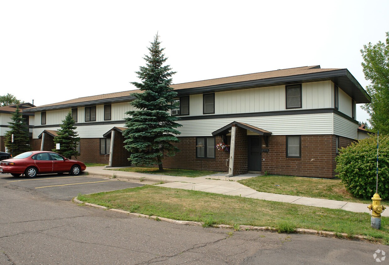 Building Photo - 601-611 Baxter Ave