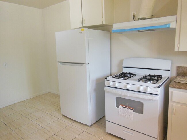 Foto del edificio - 307 N Howard St