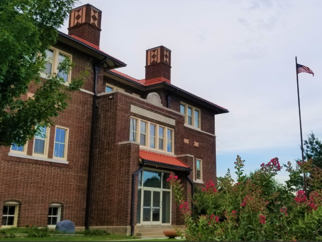 Primary Photo - Woodruff Lofts