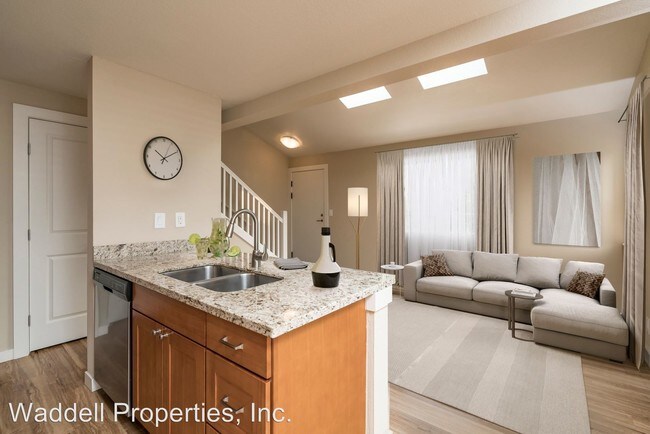 Foto del edificio - 810-810 2nd Ave
