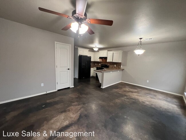 Building Photo - 2 br, 1 bath House - 2320 NW 16th St