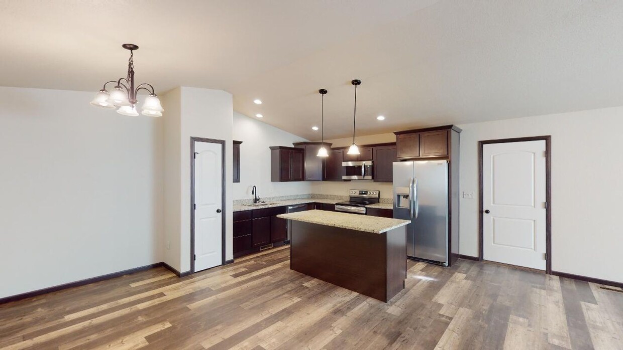Primary Photo - Stylish Living in a 3-Bed, 2-Bath Townhome...