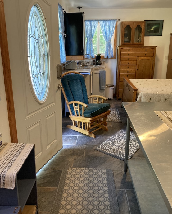 Building Photo - 9670 N Palmer Fishhook Rd