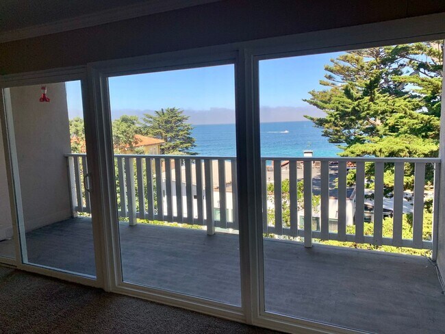 Foto del edificio - 192 Sloat Ave