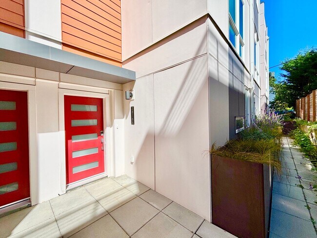 Foto del edificio - Stunning New Construction in Queen Anne wi...