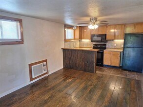 Building Photo - 1705 Chris Craft Dr