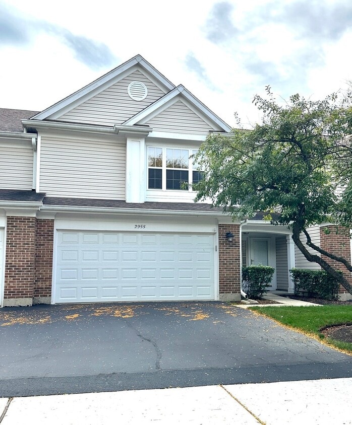 Primary Photo - 2955 Belle Ln