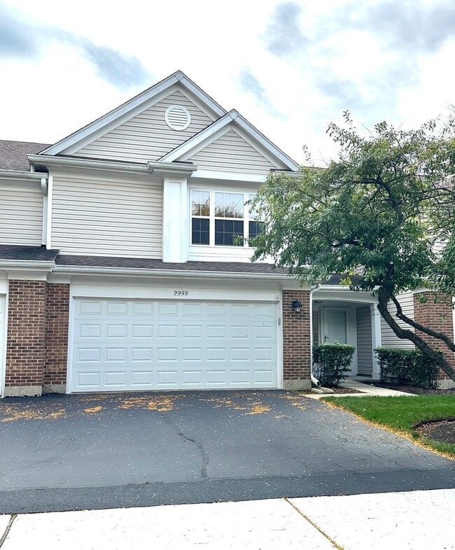 Building Photo - 2955 Belle Ln