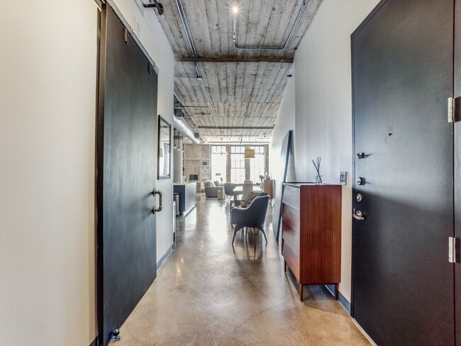 Photo - 1122 Jackson St Apartment