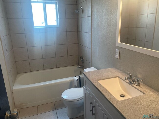 Building Photo - 906 Bullock Ct
