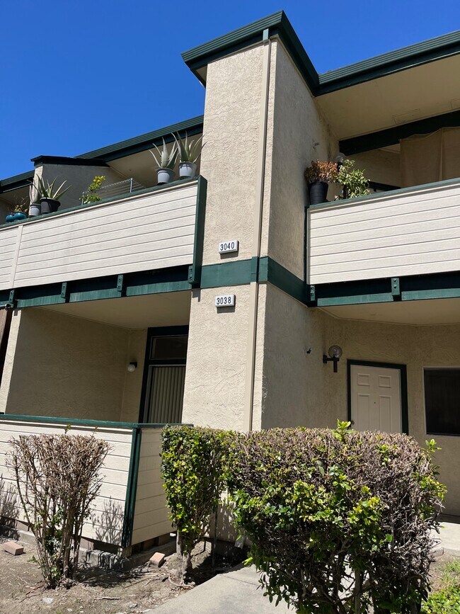 Foto del edificio - 3038 Flint St