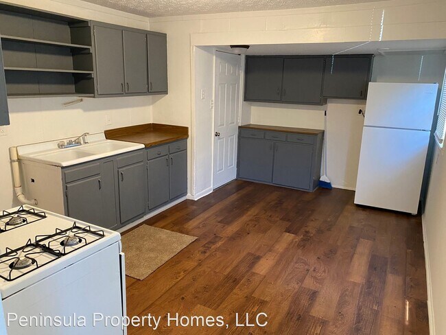 Foto del edificio - 2 br, 1 bath House - 1931 Long Green Lane