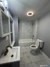 Building Photo - 32 Alstrum St