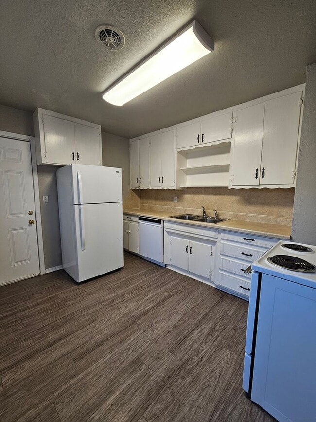 Foto del edificio - (3) Bed/(1) Bath in Core Norman Avail NOW! Pet Negotiable!