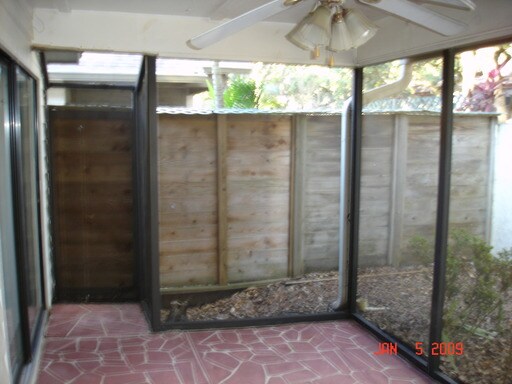 Building Photo - 13909 Lazy Oak Dr