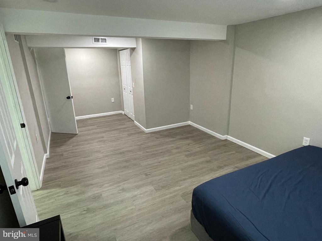 Primary Photo - 6919 Bugledrum Way