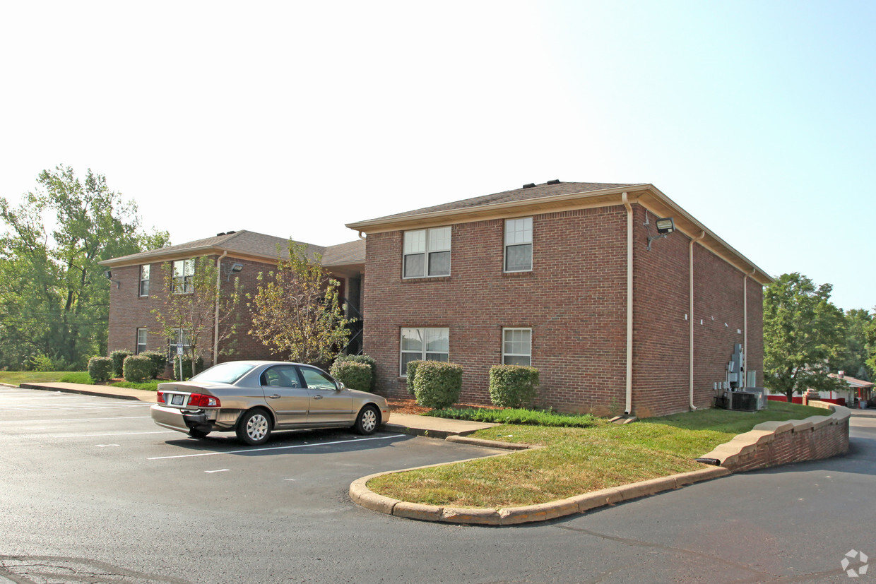 Sheffield Ridge - Sheffield Square Apartments