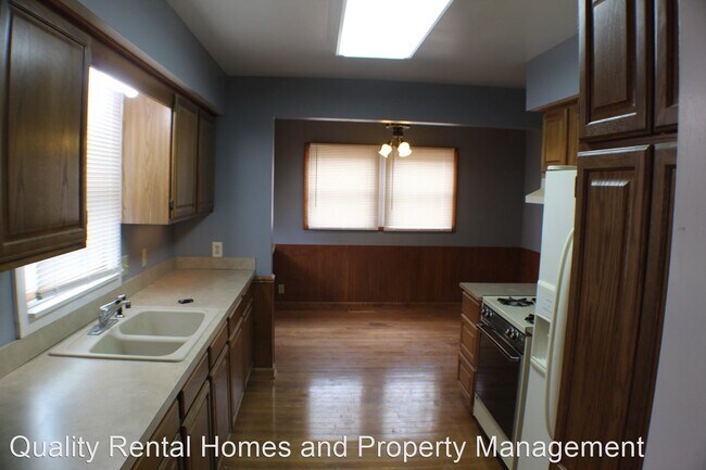 Foto del edificio - 3 br, 1 bath House - 2833 Prospect St