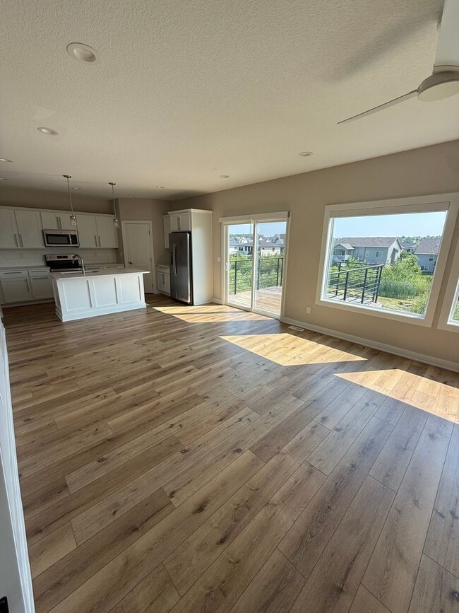 Building Photo - Luxury Newer Construction Home! Perfect Location!