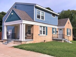 Building Photo - 1415 N Miller Blvd