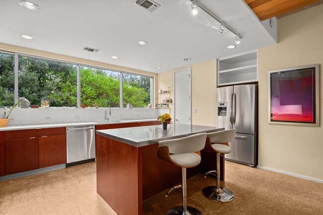 Foto del edificio - 2301 S 5th St