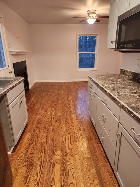 Building Photo - 7106 Grammar Dr