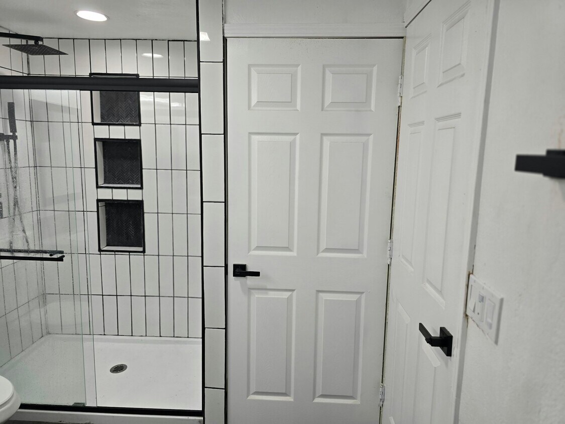 Foto principal - 463 U St