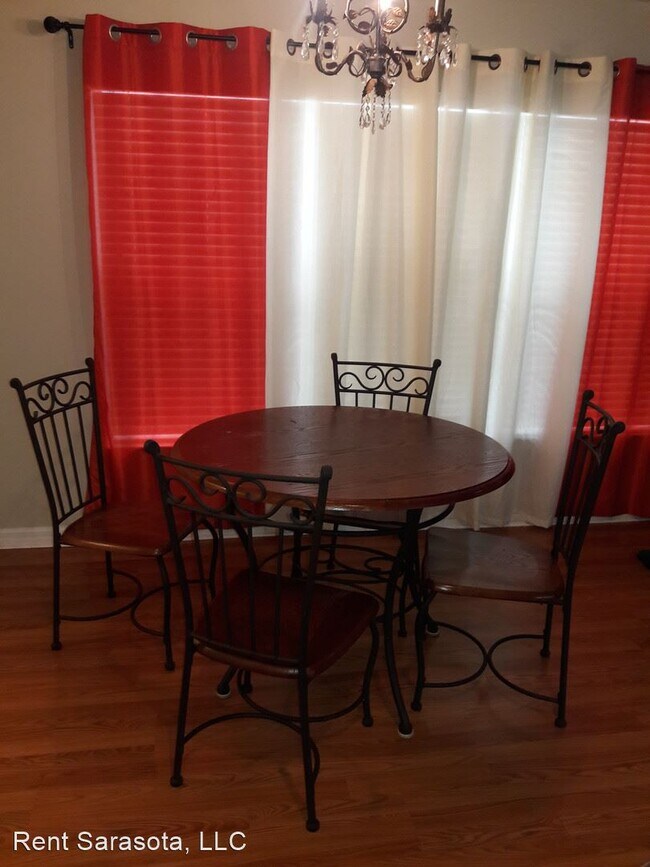 Foto del edificio - 2 br, 2 bath House - 4716 Forest Creek Trail