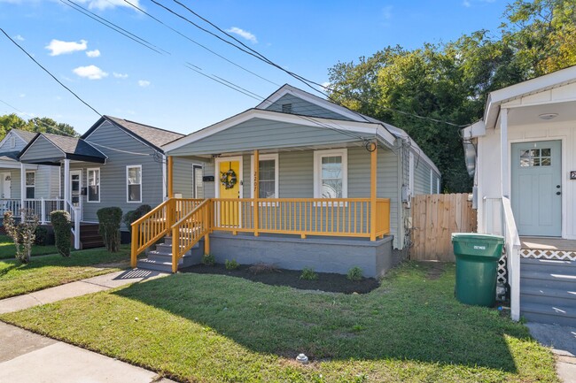 Photo - 2207 Marshall Avenue House