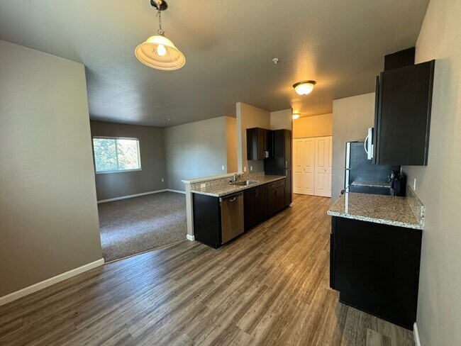 Foto del edificio - 4261 Hawthorne Ave NE
