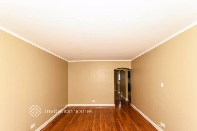 Foto del edificio - 9625 S Maplewood Ave