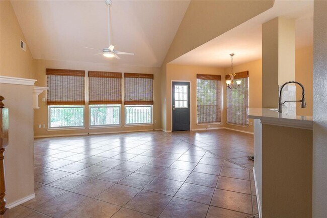 Building Photo - 1106 Camden Cove