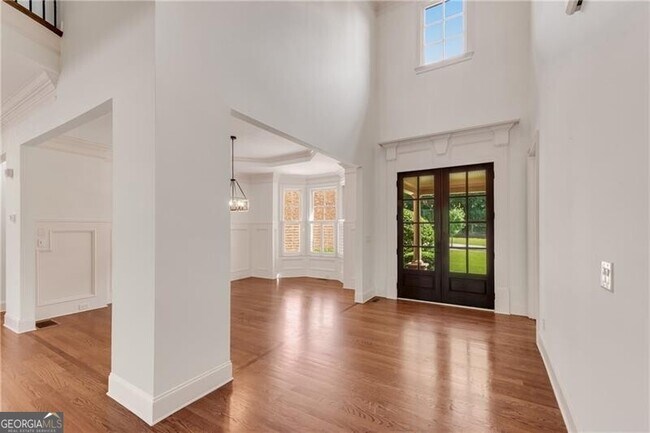 Foto del edificio - 5861 Yoshino Cherry Ln NE