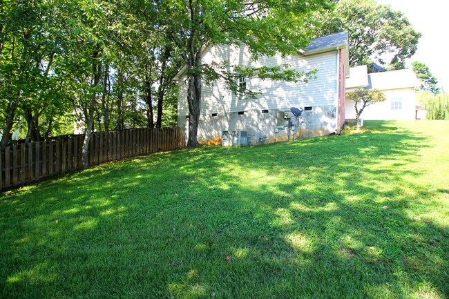 Foto del edificio - 5510 Fair Oaks Ln