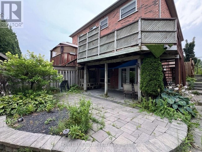 Building Photo - 121 Primeau Dr
