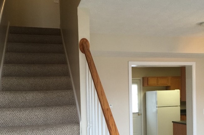 Building Photo - 237 Miles Dr