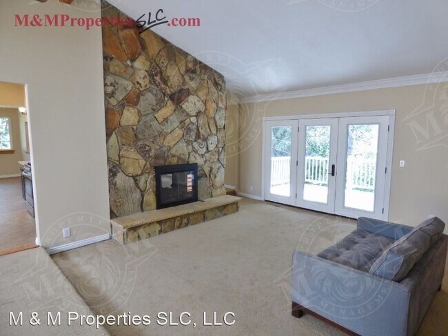 Foto del edificio - 3 br, 2 bath House - 2708 E Grand View Dr ...