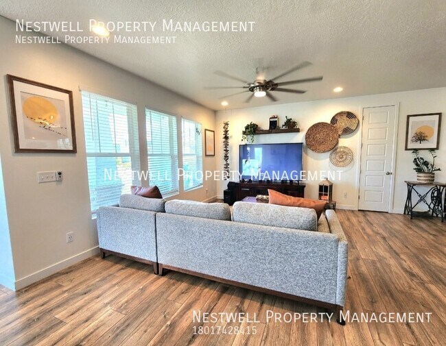 Foto del edificio - Gorgeous 4-bed Home in Daybreak