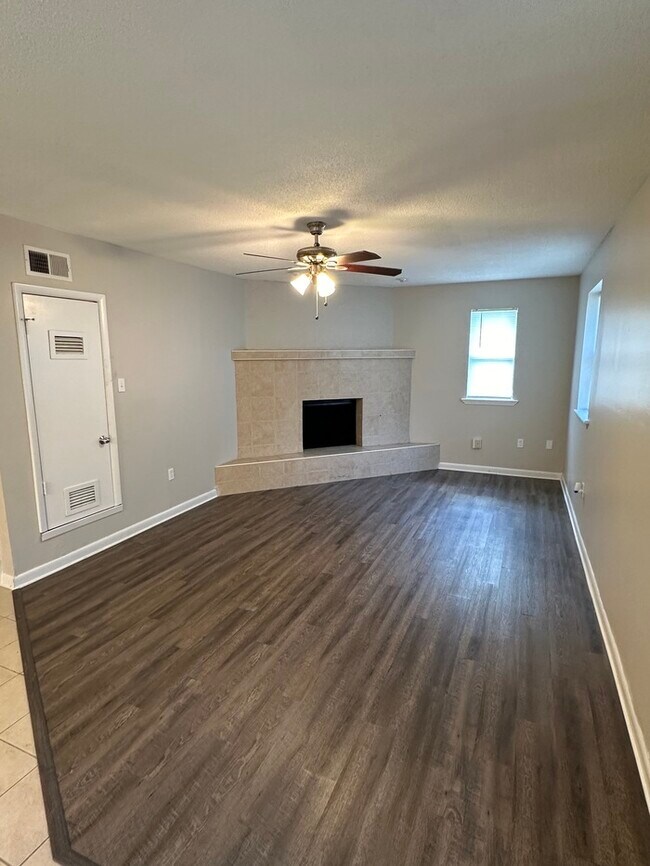 Foto del edificio - 25 Prince Dr. Maumelle, AR 72113