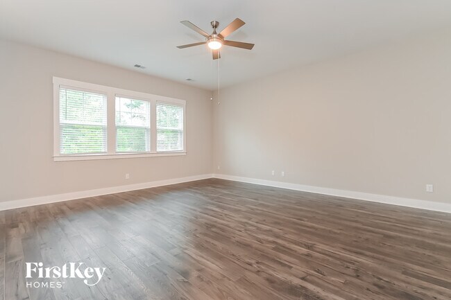 Foto del edificio - 114 Pecan Dr