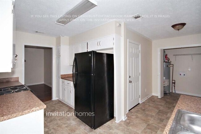 Foto del edificio - 4134 Sweet Water Ln