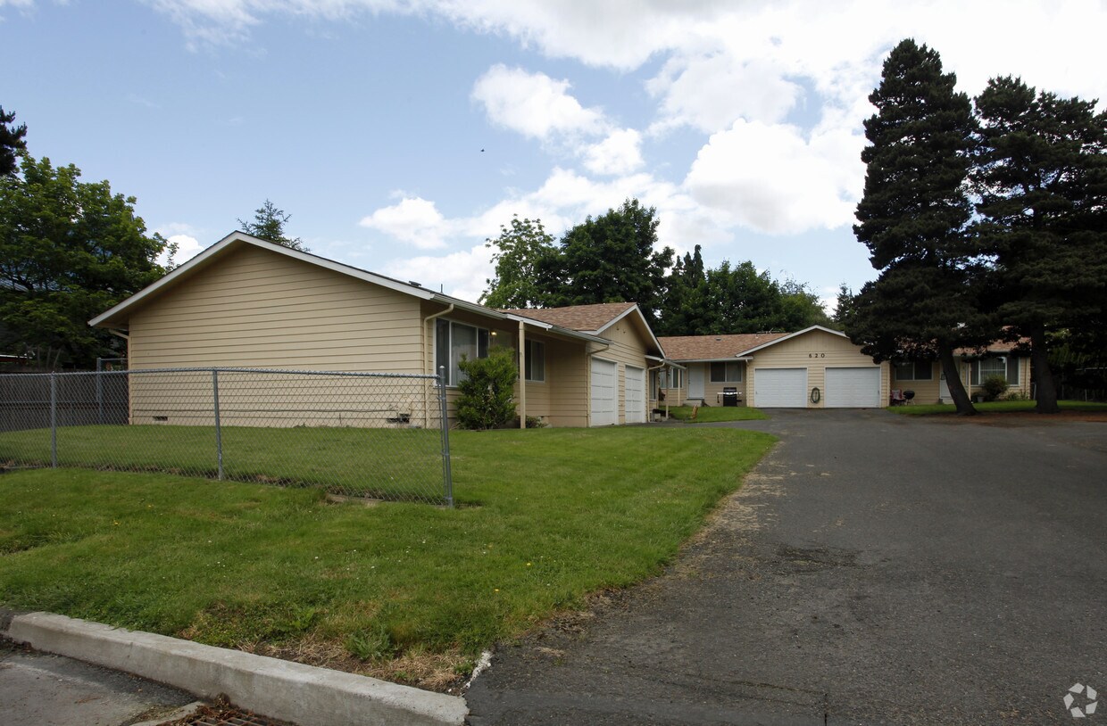 Primary Photo - 620 Harrison St