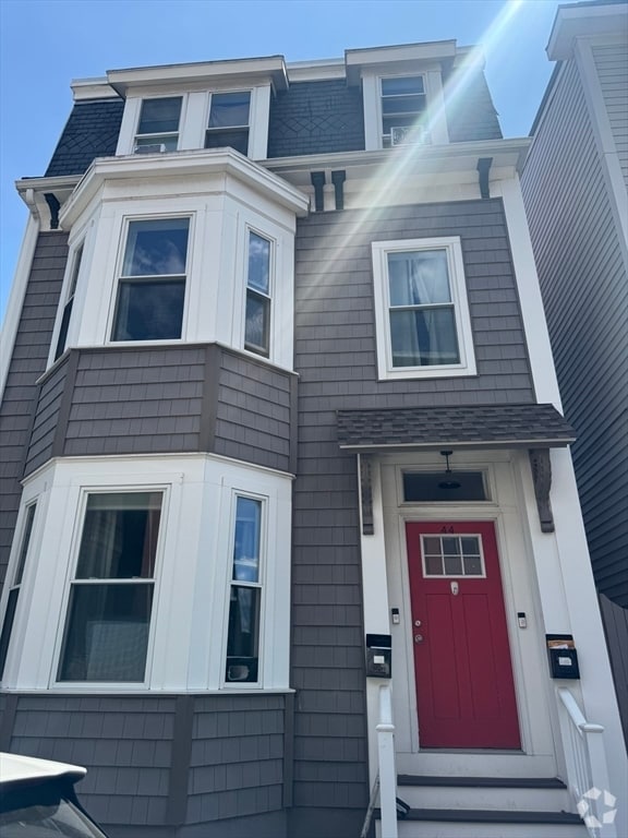 Building Photo - 44 L St