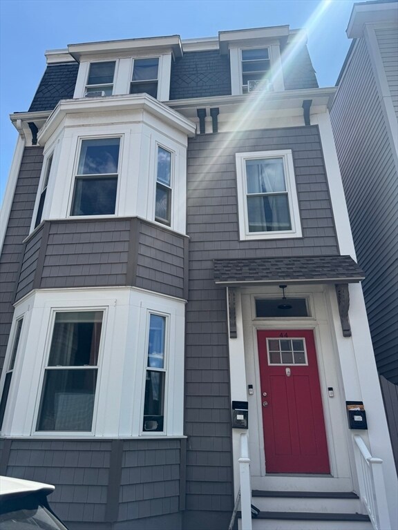 Building Photo - 44 L St