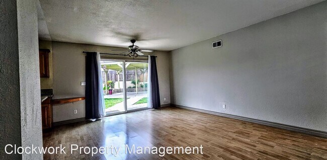 Foto del edificio - 3 br, 2 bath House - Markway Ln 349
