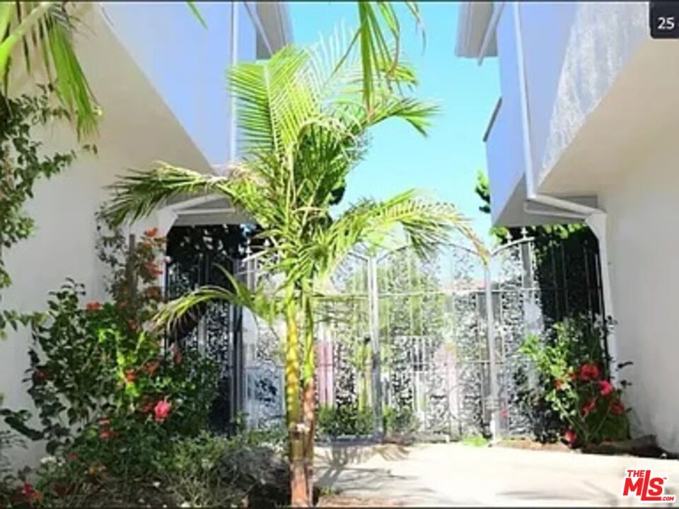 Foto principal - 1027 20th St