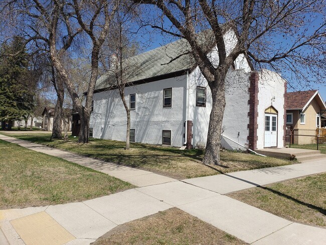 Foto del edificio - 601 3rd St SE